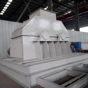 臥式粉碎機(jī)完工，準(zhǔn)備發(fā)貨